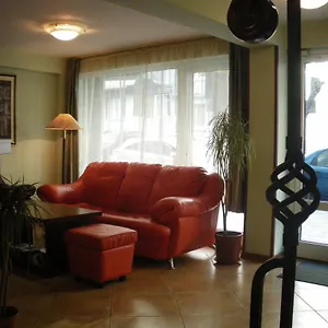 Zenith Hotel
